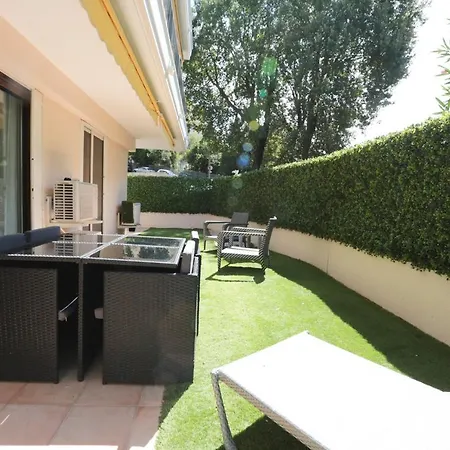 Rez-de Jardin A 2 Minutes De La Croisette Et Des Plages Lejlighed Cannes